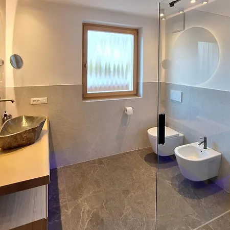 Hotel Kranebitt B&B-2