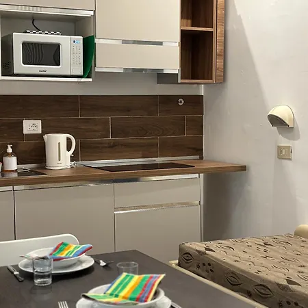 Hotel Iride Suite&Breakfast- ideale per famiglie e coppie-2