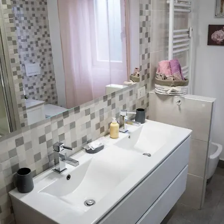 Conte Durini Apartments & Rooms-2
