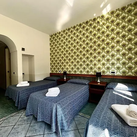 Hotel Lo Smeraldo - Oasi degli Olivi-3