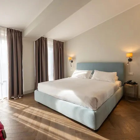 Hotel Carlton-2