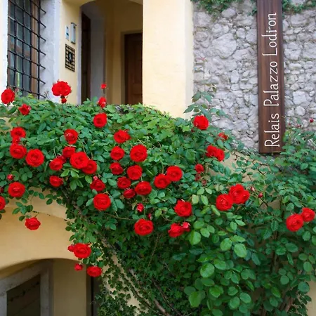 Relais Palazzo Lodron-2