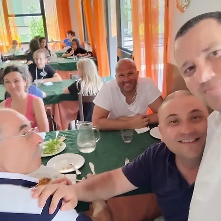 Hotel Rosy-2