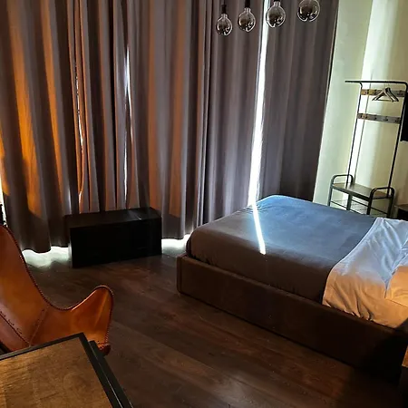 Suite Lame 37 Rental Rooms-3
