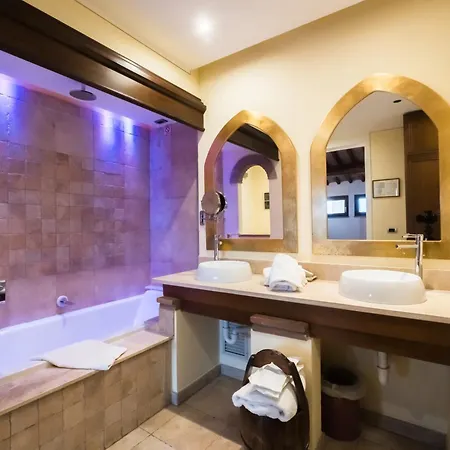 Vogue Hotel Arezzo-2