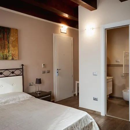 Piccola Venezia Room-3