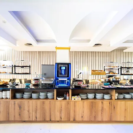 Hotel Albatros-3