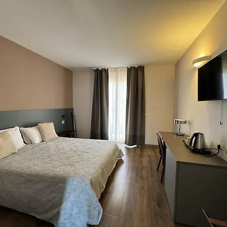 Hotel Royal-3