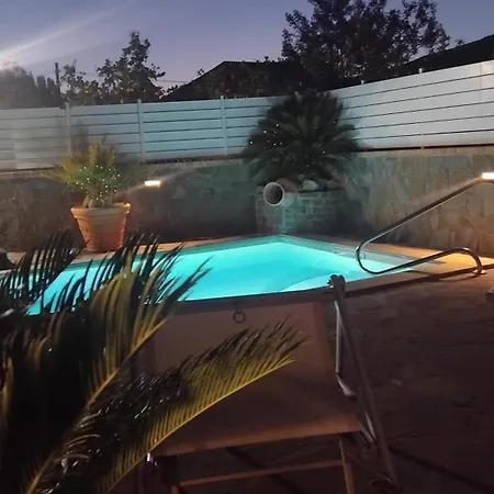 B&B Zurro con piscina e relax vicino al mare-2