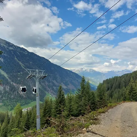 Blosegghof Bergchalets Waldblick-3