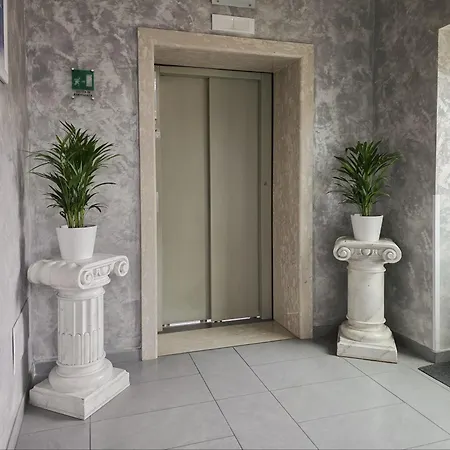 Porto Di Claudio-2
