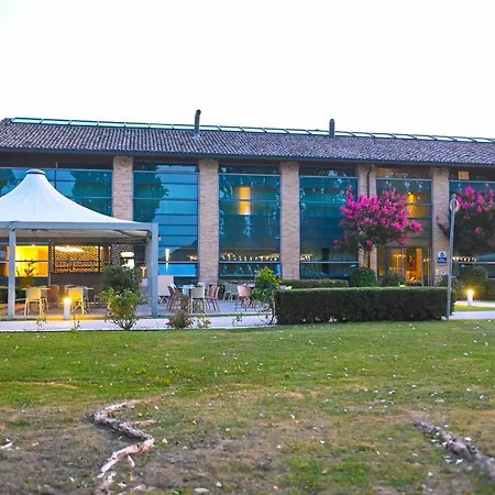 Best Western Hotel Green City-3