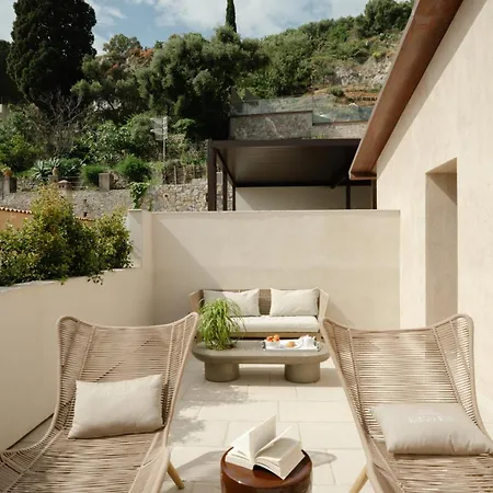 Villa Fiorita Boutique Hotel-3