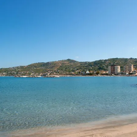 Blue Bay Suite & Spa-3