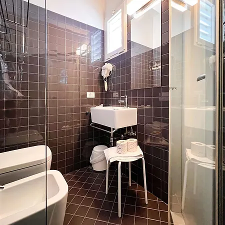 Hotel Brig Fronte Mare Nuova Gestione-2
