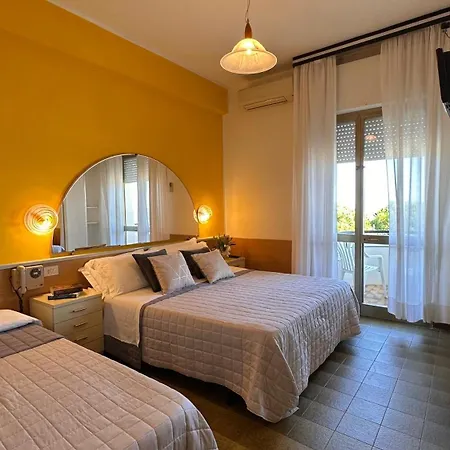 Hotel Splendid Suisse-3
