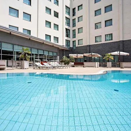 Novotel Milano Malpensa Aeroporto-3