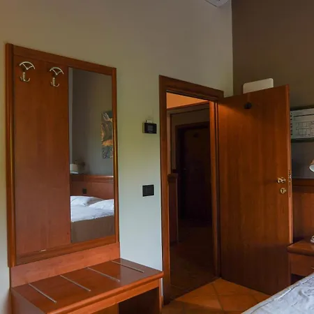 Hotel La Scottiglia e Ristorante-2