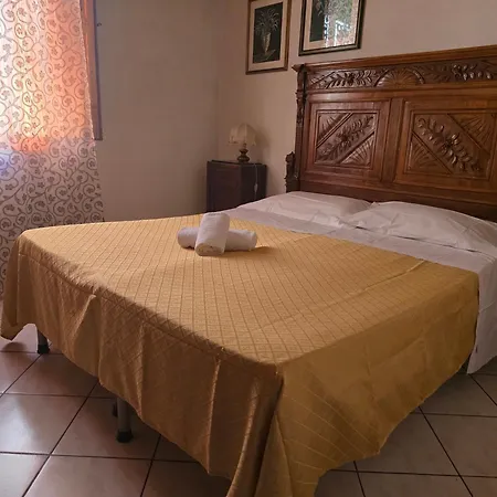 Due Borghi Guest House-3