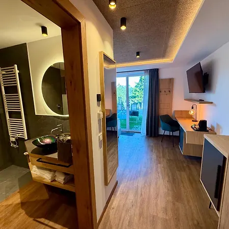 Pippos Mountain Lodge-2