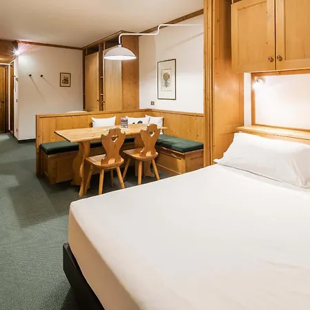 Hotel Cristallino d'Ampezzo-3