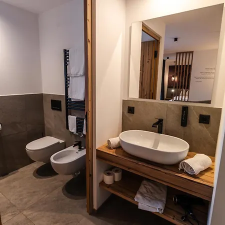 Montanaris Apartments-3