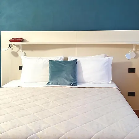 Hotel Amadeus-2