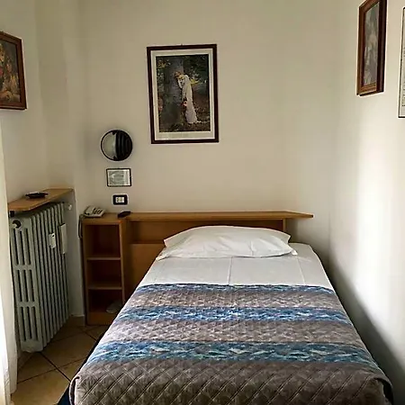 Hotel Dora-3