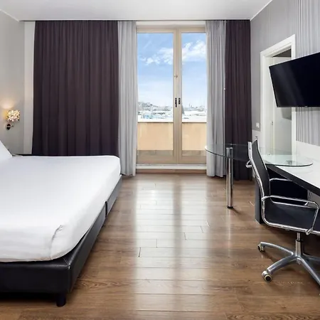 Holiday Inn Genoa City By Ihg-3