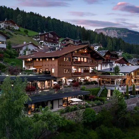 Gran Tubla Apartments Dolomites-2