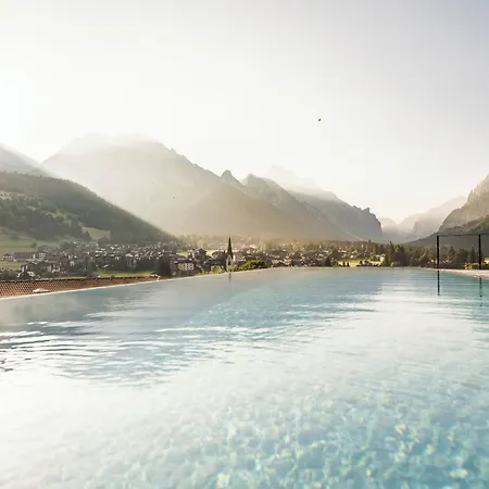 Excelsior Dolomites Life Resort-2