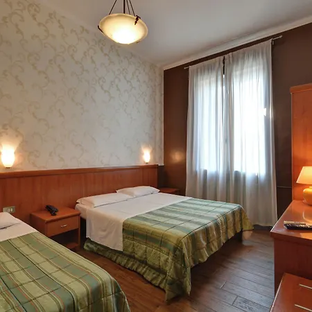 Hotel Universo-3