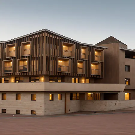 Aparthotel Kronplatz Luxury House-3