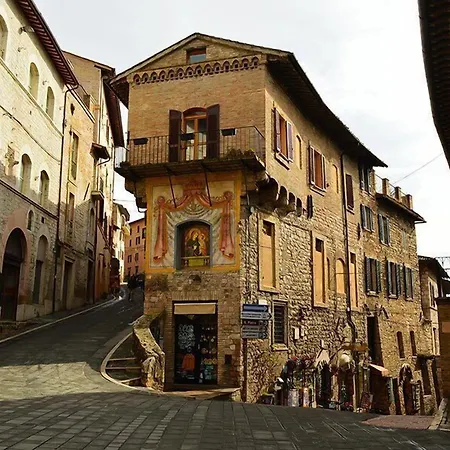 Hotel Mom Assisi-3