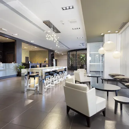 Best Western Premier Chc Airport-3