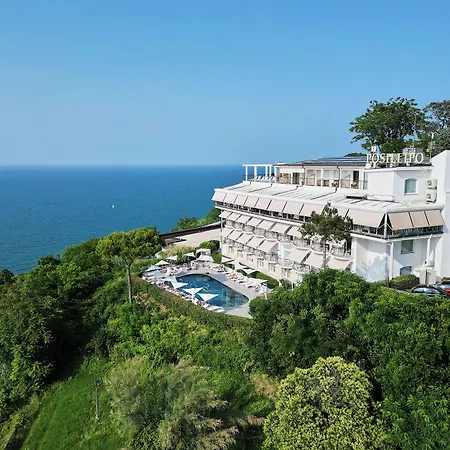 Hotel Posillipo-3