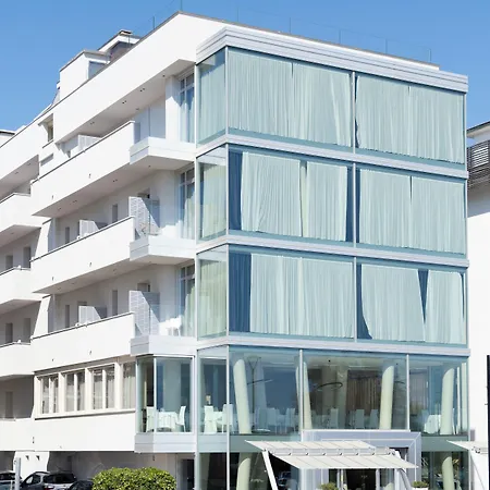 Hotel Commodore-2