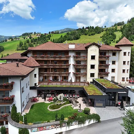 Almhof Hotel Call-2