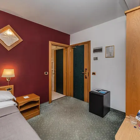 Hotel Santanton-3