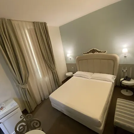 Jr Hotels Oriente Bari-3