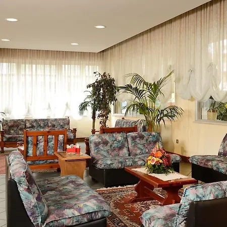 Hotel Acacia-3