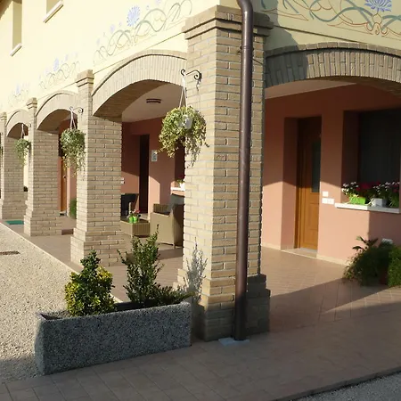 Agriturismo Ai Laghi-3