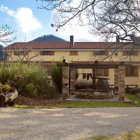 Agriturismo Casale Pie D'Eco-3