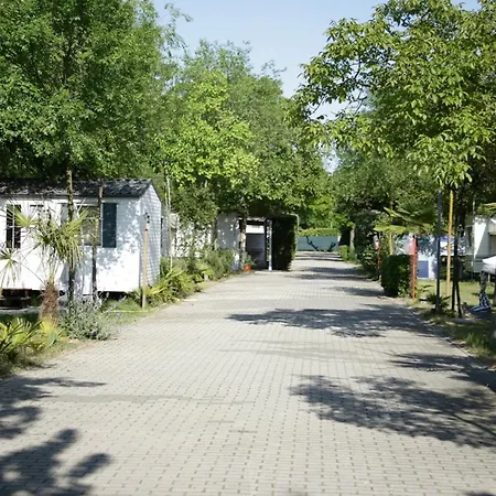 AdriaCamp Mobile Homes Cavallino-3