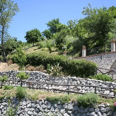 Agriturismo La Grotta-3