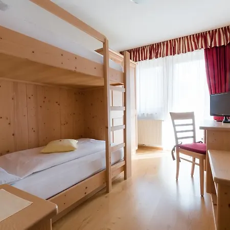 Pension Garden Hotel-2