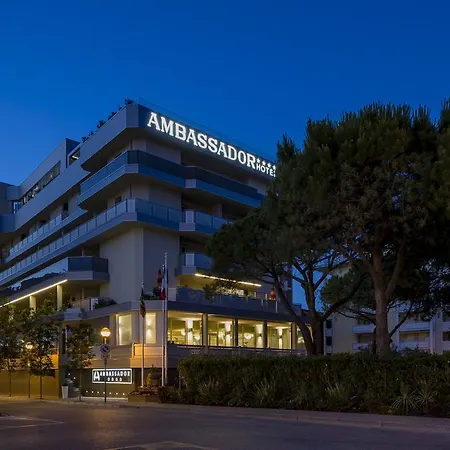 Hotel Ambassador-3