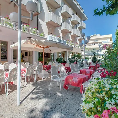 Hotel Garden - Parking Included-2