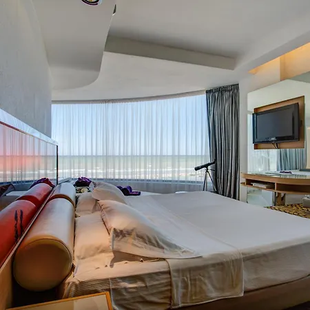 Hotel Waldorf- Premier Resort-2