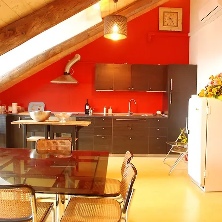 Attic Hostel Torino-2